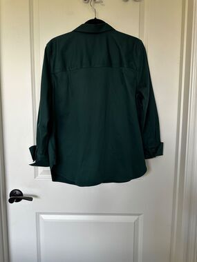 Chico's No-Iron Button-Down Enchanted Forest Green Chico’s 2 (Large / US 12)